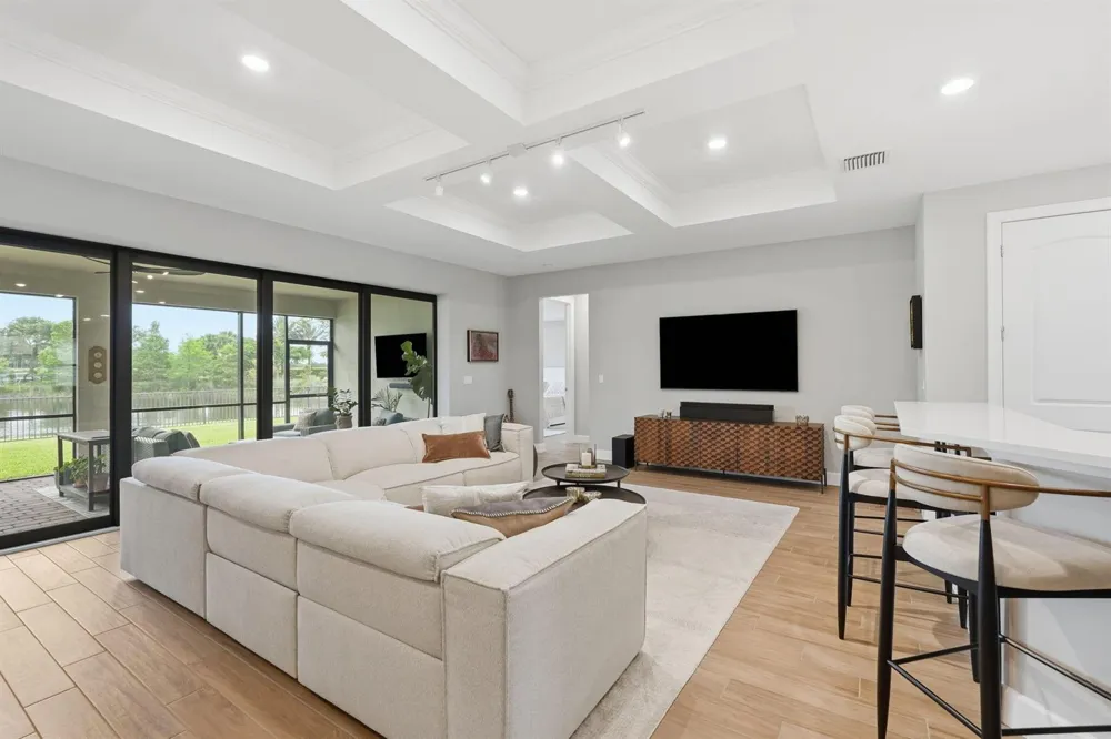 208 Sonoma Isles Circle Jupiter, FL 33478