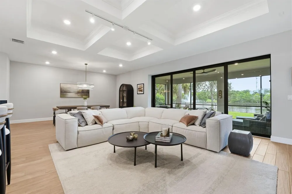 208 Sonoma Isles Circle Jupiter, FL 33478
