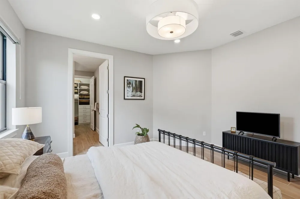 208 Sonoma Isles Circle Jupiter, FL 33478