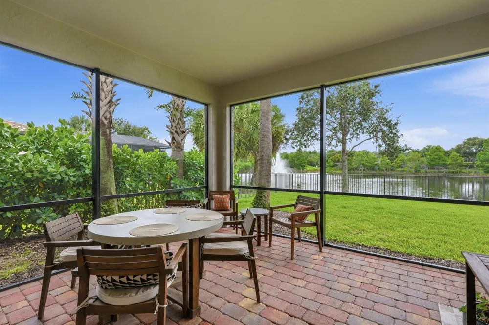 208 Sonoma Isles Circle Jupiter, FL 33478