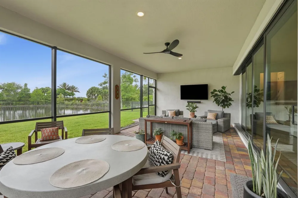 208 Sonoma Isles Circle Jupiter, FL 33478