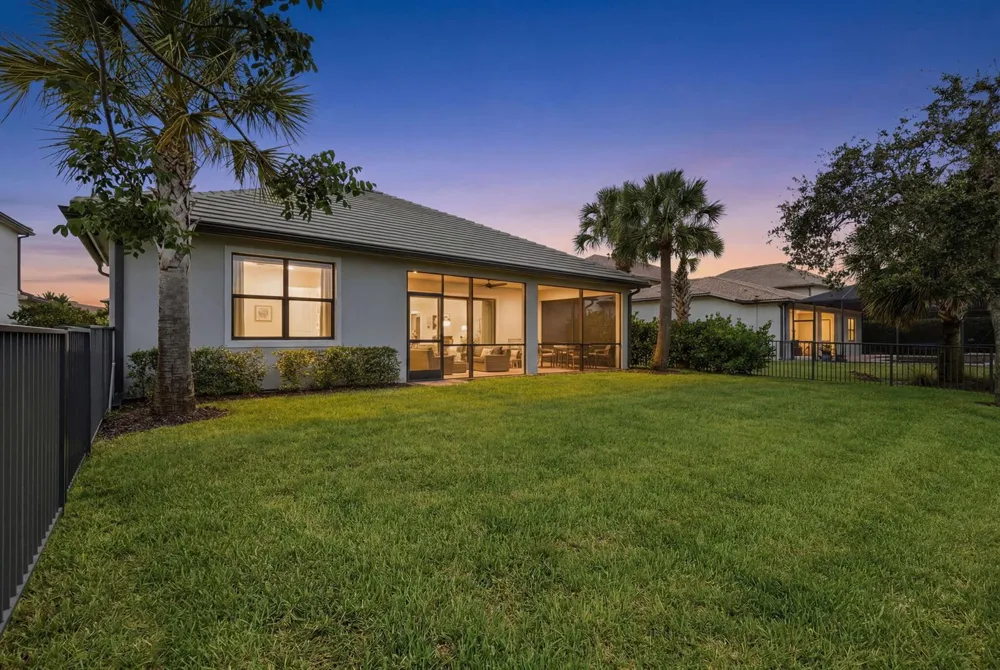 208 Sonoma Isles Circle Jupiter, FL 33478