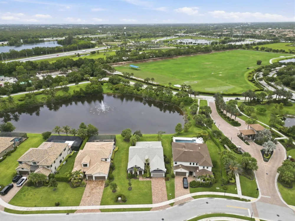 208 Sonoma Isles Circle Jupiter, FL 33478