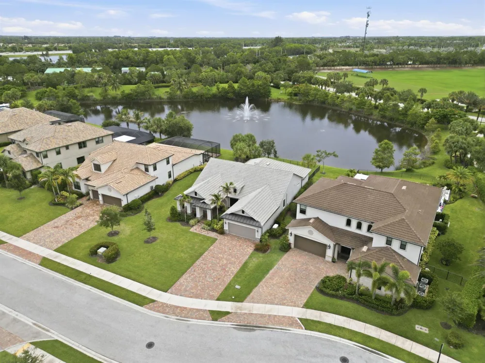 208 Sonoma Isles Circle Jupiter, FL 33478