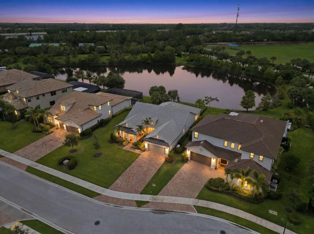 208 Sonoma Isles Circle Jupiter, FL 33478