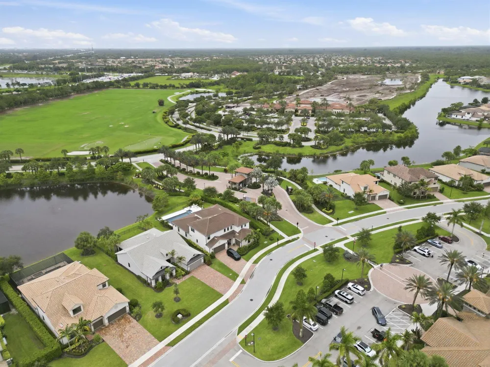 208 Sonoma Isles Circle Jupiter, FL 33478