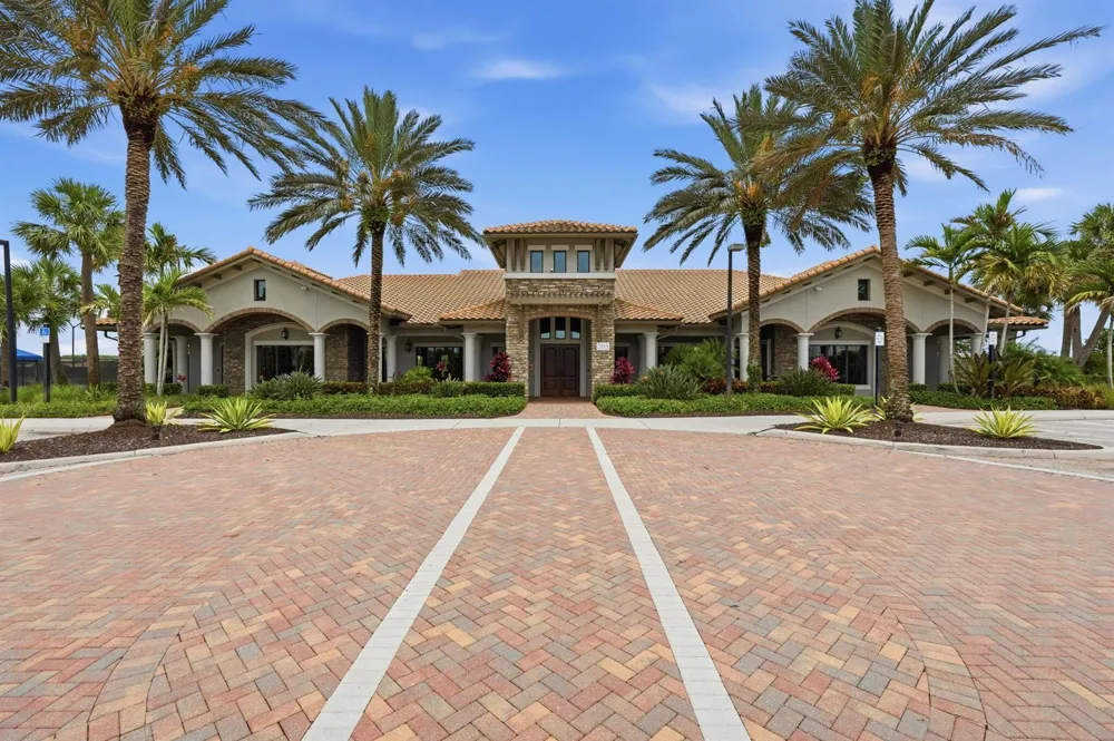 208 Sonoma Isles Circle Jupiter, FL 33478