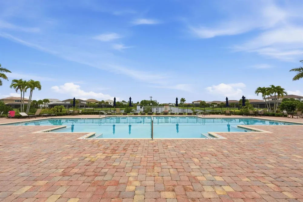 208 Sonoma Isles Circle Jupiter, FL 33478