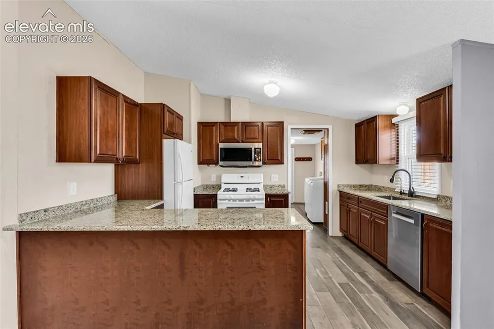 1044 P STREET Penrose, CO 81240