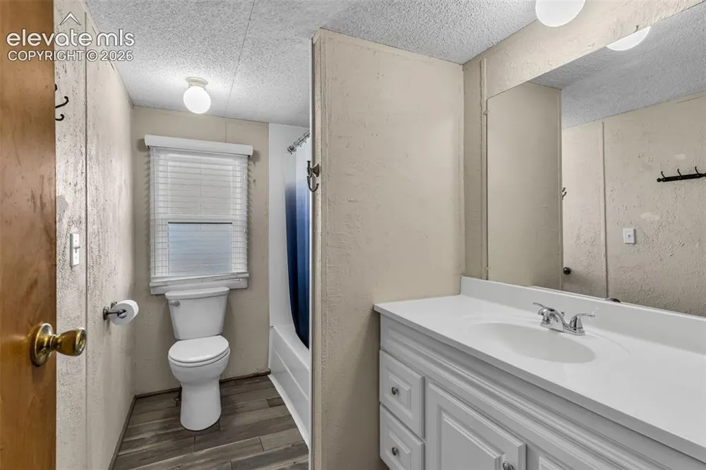 1044 P STREET Penrose, CO 81240