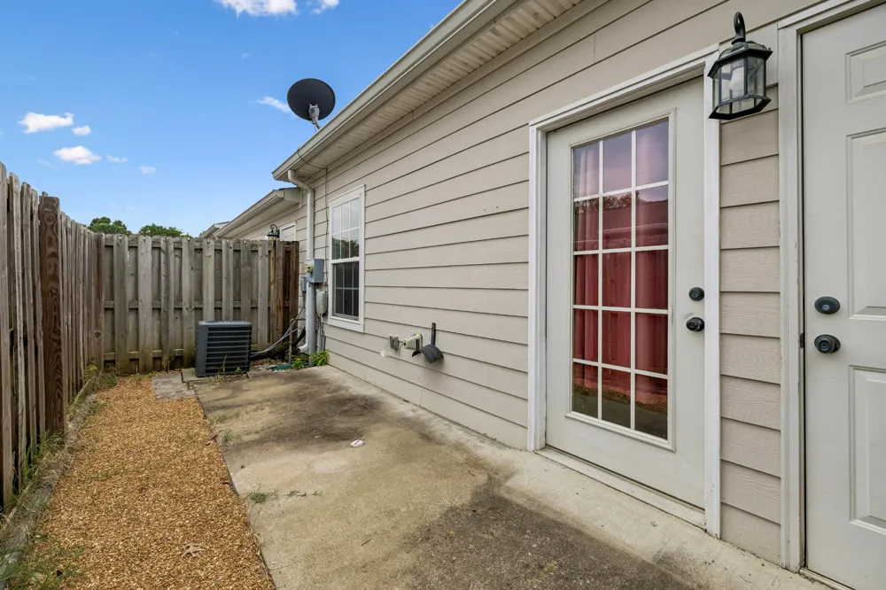 1040 Charlie Daniels Pkwy #136 Mount Juliet, TN 37122