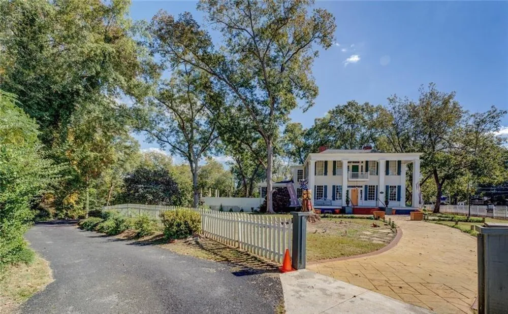 421 E Greene Street Monticello, GA 31064