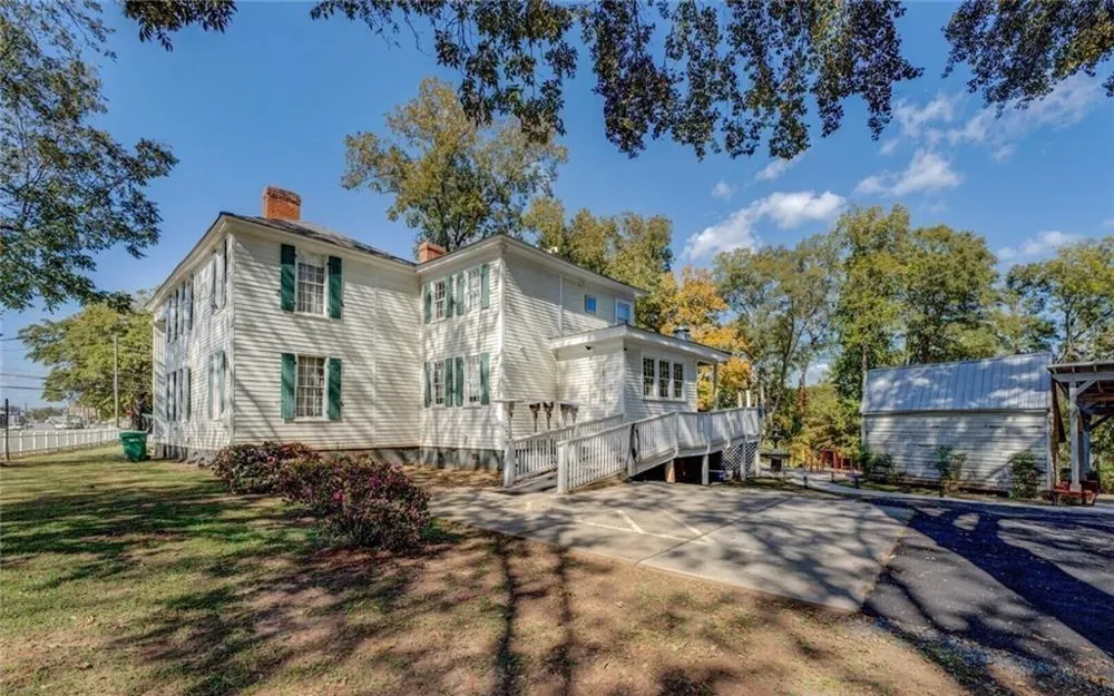 421 E Greene Street Monticello, GA 31064