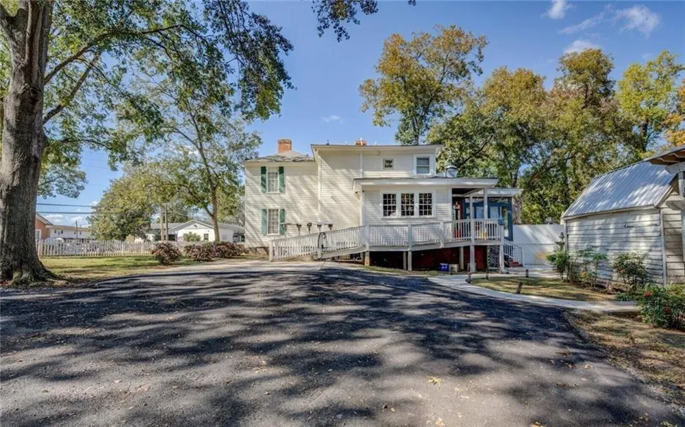 421 E Greene Street Monticello, GA 31064