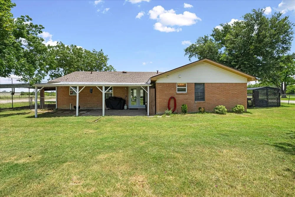703 Gilmer Avenue Dawson, TX 76639