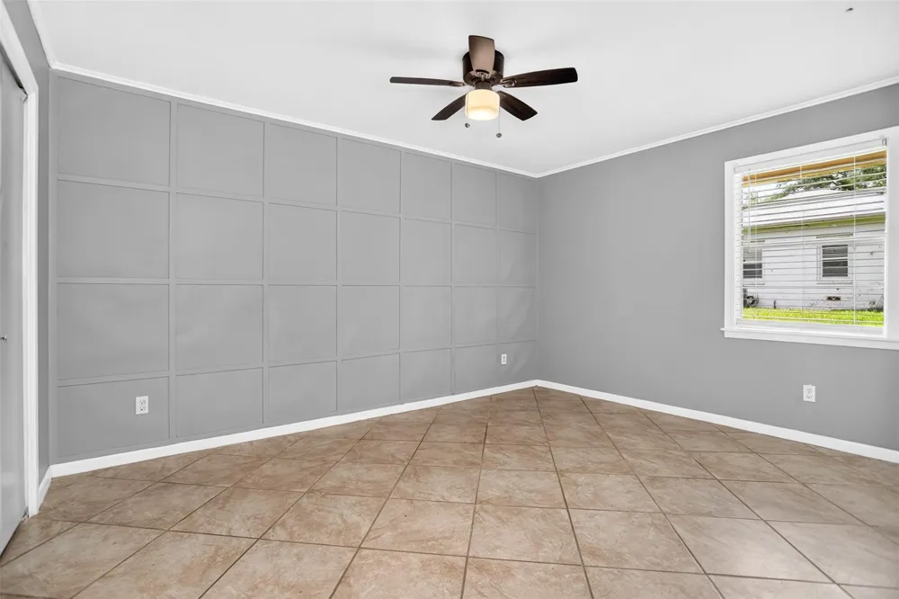 635 W Church St Centerville, TX 75833