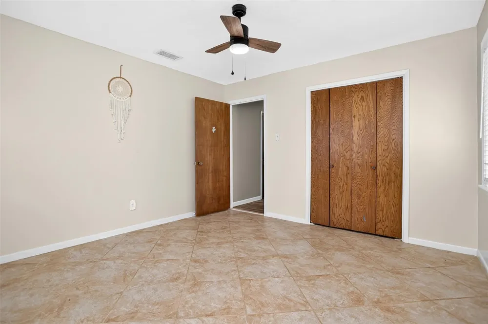 635 W Church St Centerville, TX 75833