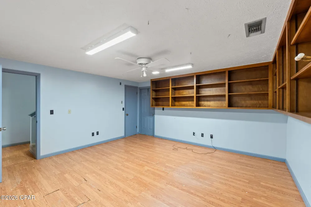 215 W 6th Street Panama City, FL 32401