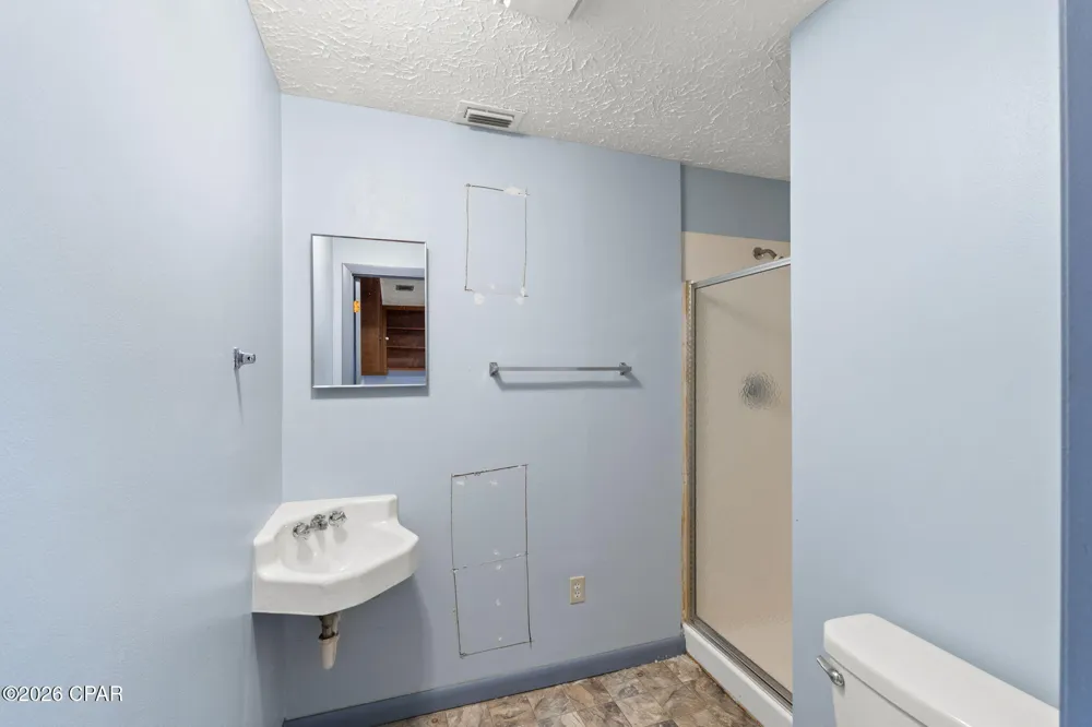 215 W 6th Street Panama City, FL 32401