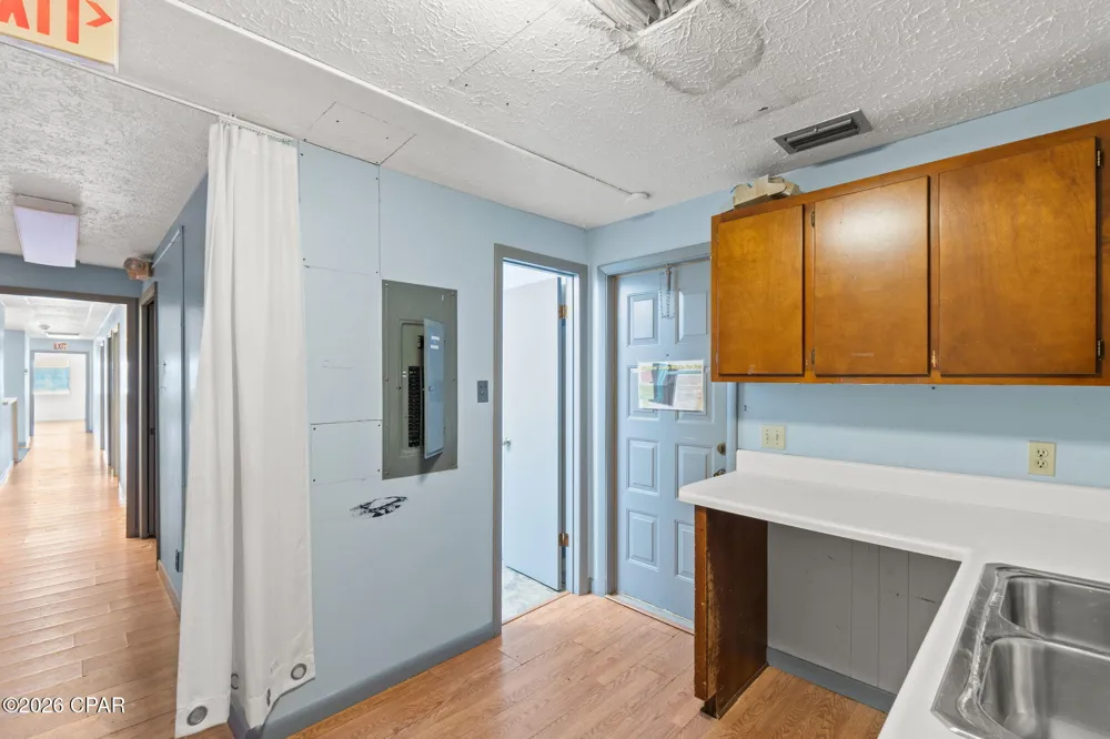 215 W 6th Street Panama City, FL 32401