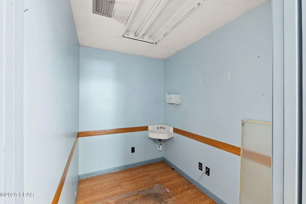 215 W 6th Street Panama City, FL 32401
