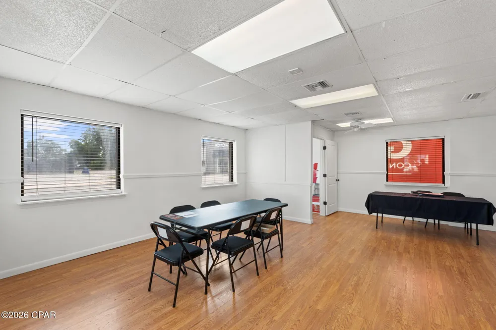 215 W 6th Street Panama City, FL 32401