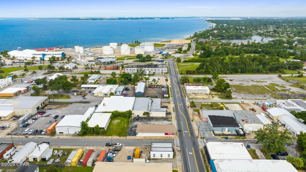 215 W 6th Street Panama City, FL 32401