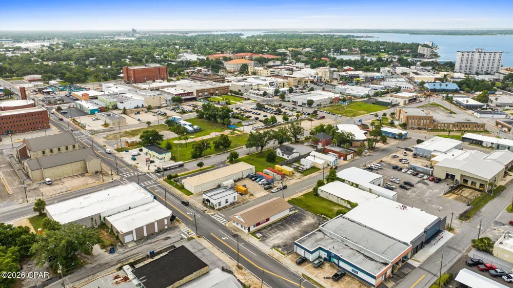 215 W 6th Street Panama City, FL 32401
