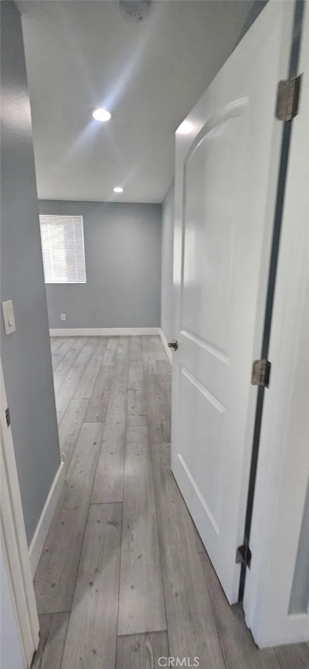 1662 E 60th Los Angeles, CA 90001