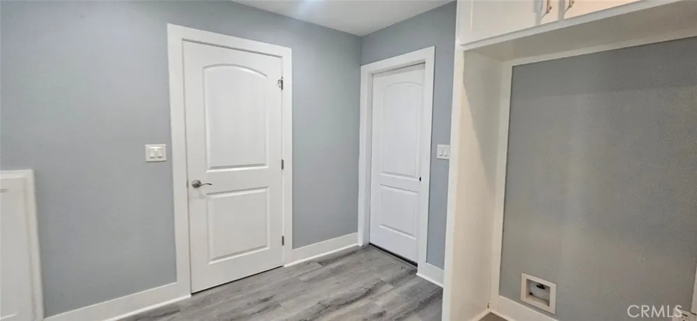 1662 E 60th Los Angeles, CA 90001