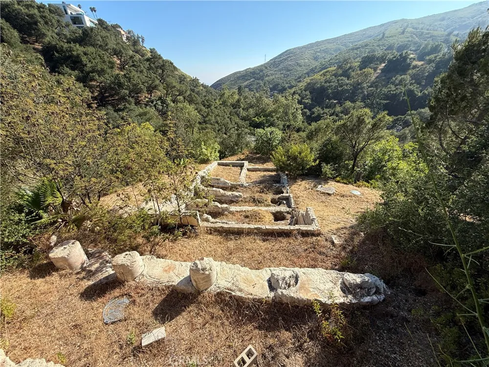 4119 Maguire Malibu, CA 90265