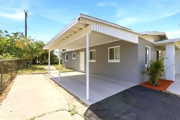 2302 Avenue M Riviera Beach, FL 33404