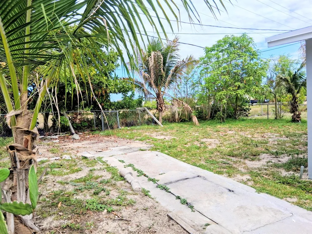 2302 Avenue M Riviera Beach, FL 33404
