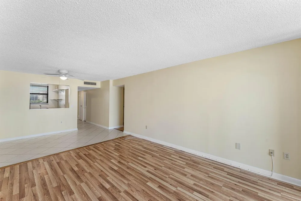 3545 S Ocean Boulevard #405 South Palm Beach, FL 33480
