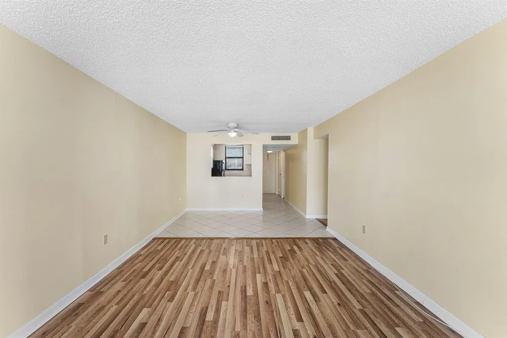 3545 S Ocean Boulevard #405 South Palm Beach, FL 33480