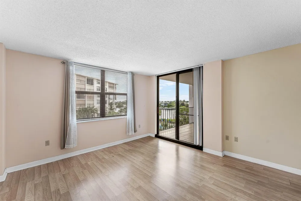 3545 S Ocean Boulevard #405 South Palm Beach, FL 33480