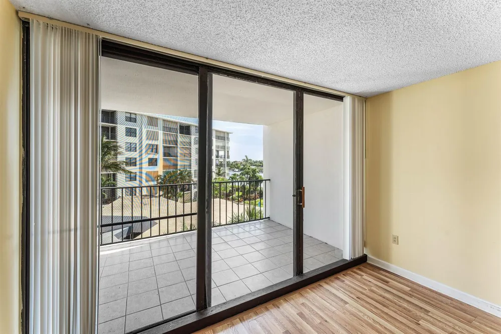 3545 S Ocean Boulevard #405 South Palm Beach, FL 33480