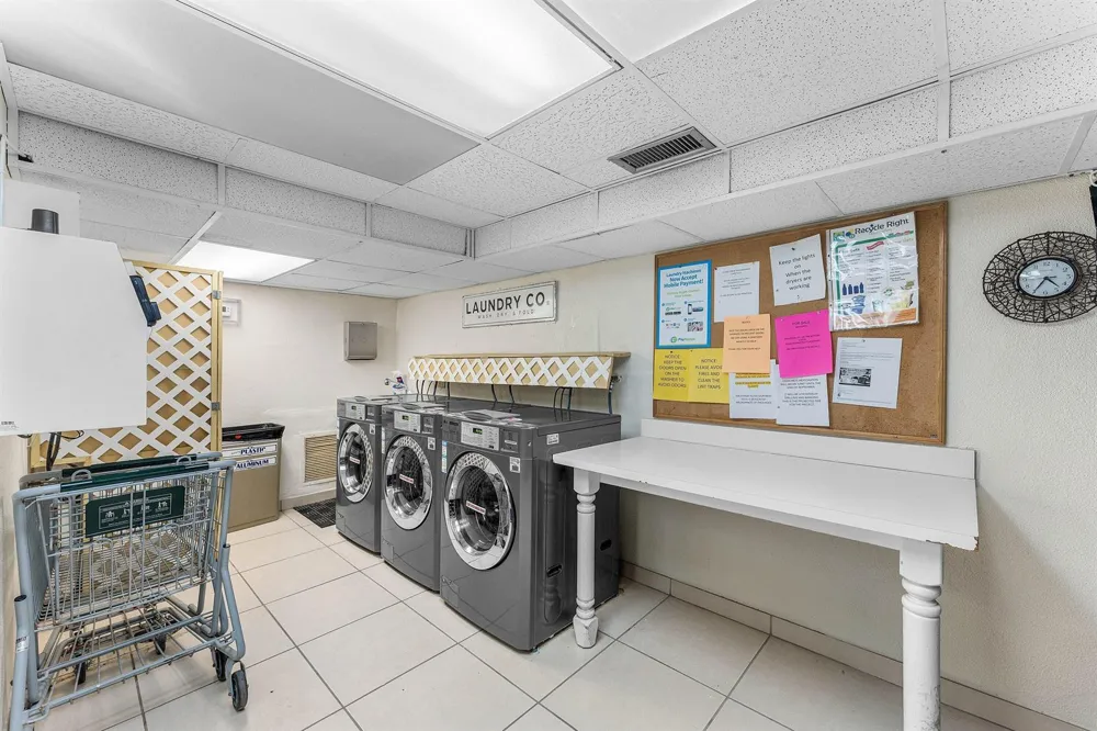 3545 S Ocean Boulevard #405 South Palm Beach, FL 33480