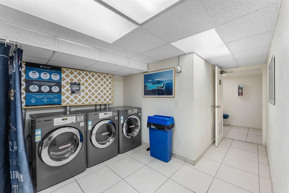 3545 S Ocean Boulevard #405 South Palm Beach, FL 33480