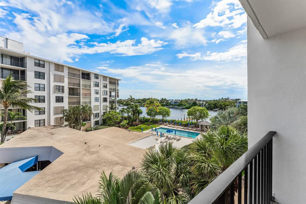 3545 S Ocean Boulevard #405 South Palm Beach, FL 33480
