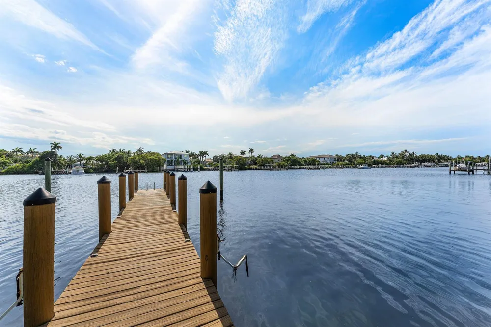 3545 S Ocean Boulevard #405 South Palm Beach, FL 33480