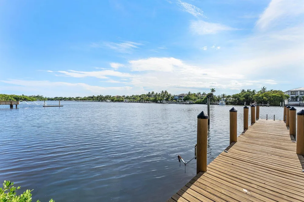 3545 S Ocean Boulevard #405 South Palm Beach, FL 33480