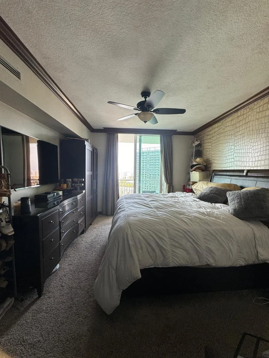 1755 E Hallandale Beach Boulevard #2104e 