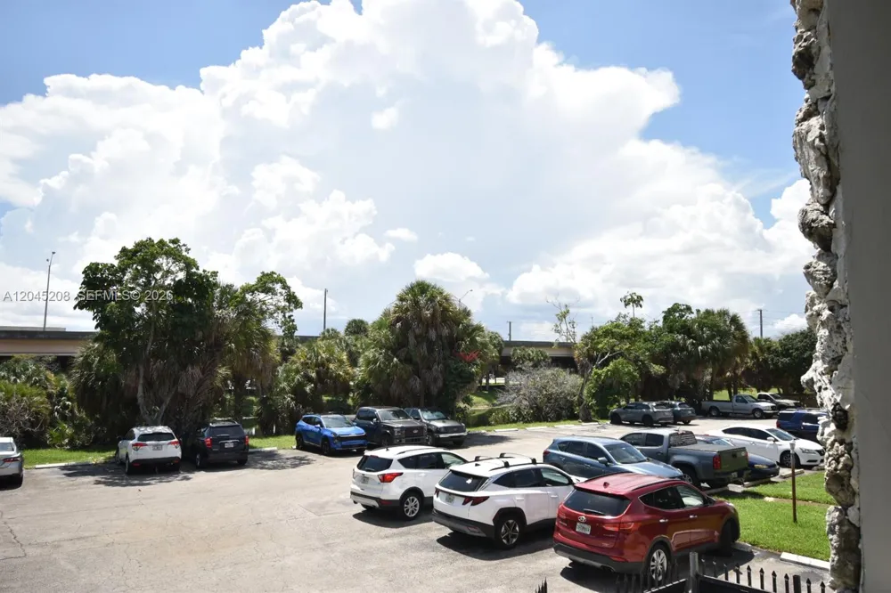 13900 Lake Placid Ct #A24 Miami Lakes, FL 33014