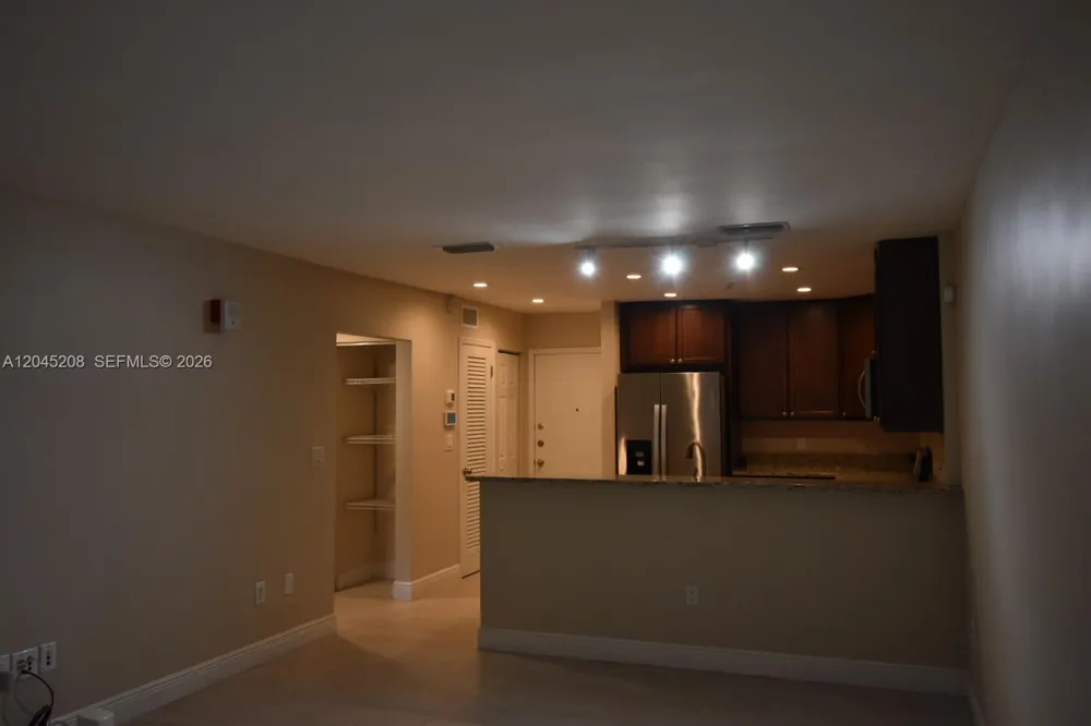 13900 Lake Placid Ct #A24 Miami Lakes, FL 33014