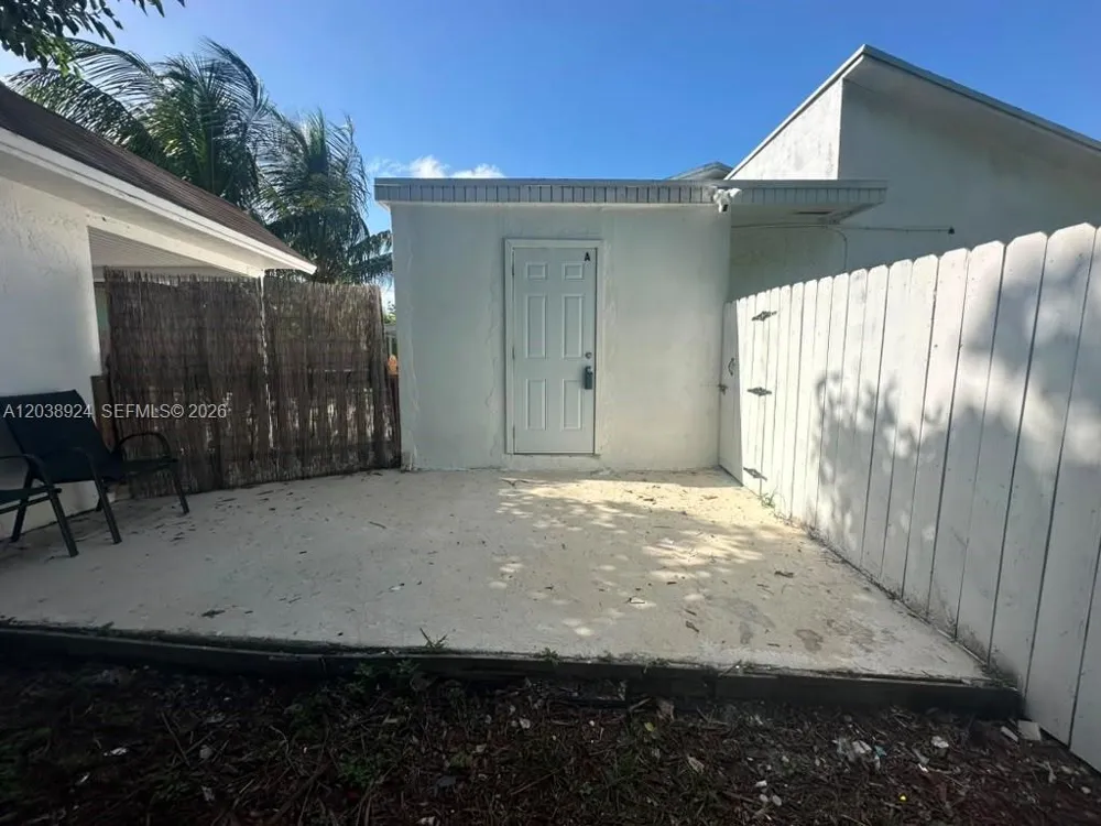 655 NW 2nd St #A Florida City, FL 33034