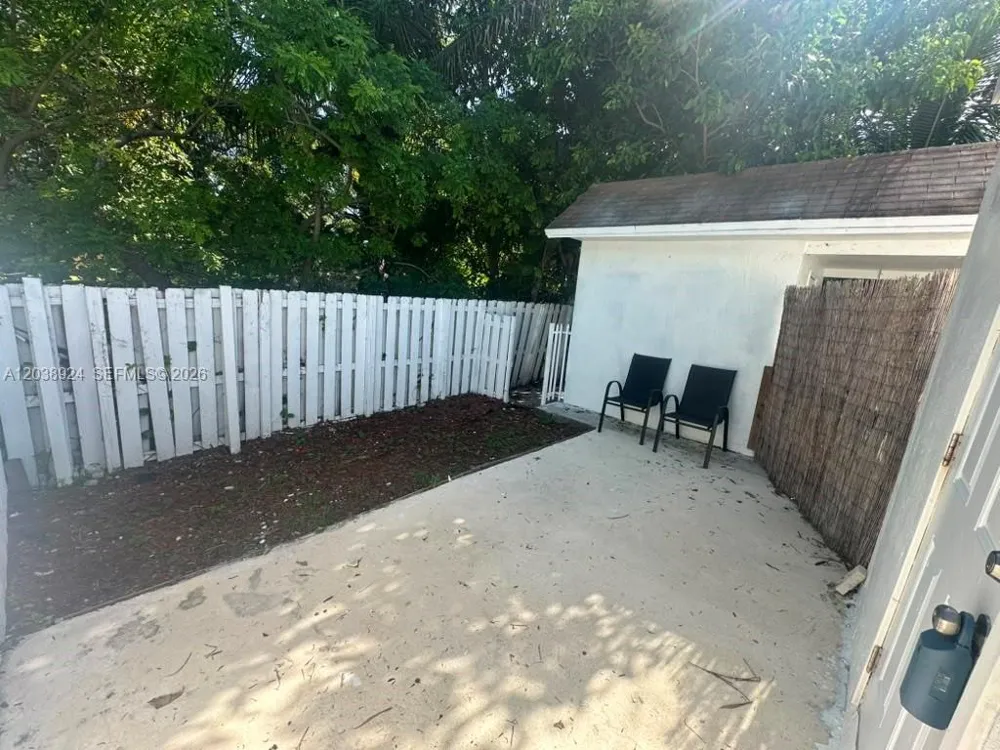655 NW 2nd St #A Florida City, FL 33034