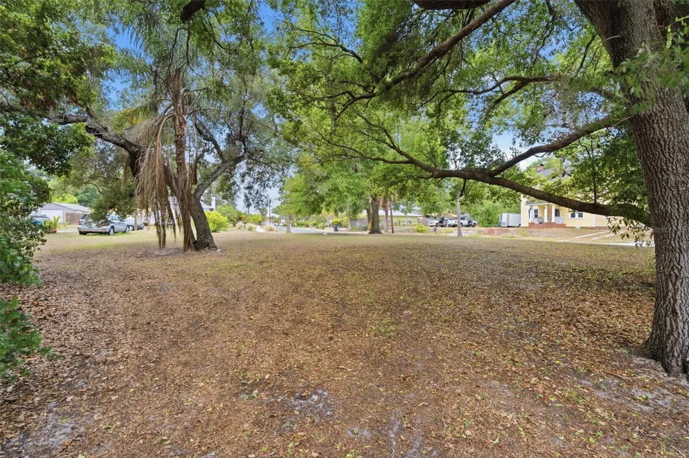 1747 APACHE TRAIL Clearwater, FL 33755