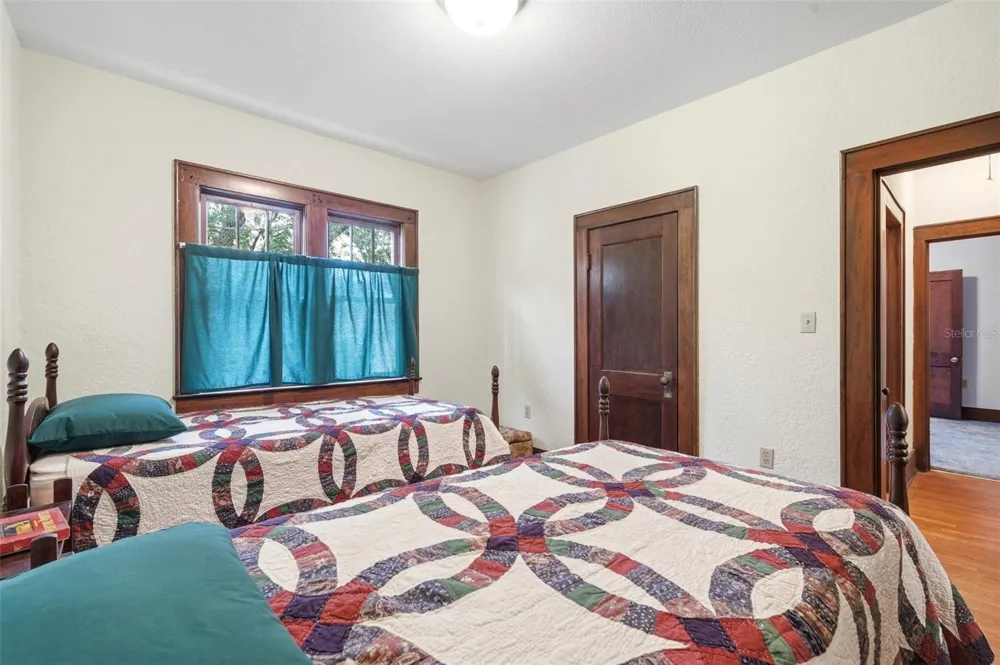 1747 APACHE TRAIL Clearwater, FL 33755