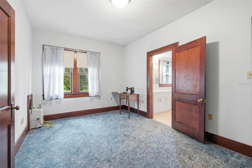 1747 APACHE TRAIL Clearwater, FL 33755